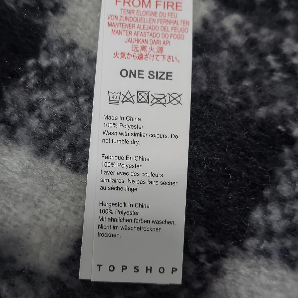 NWT Topshop Heavy Brush Buffalo Check Fringe Winter Scarf